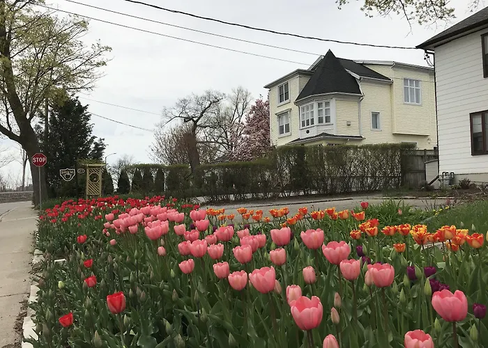Bedham Hall B&B Niagara Falls